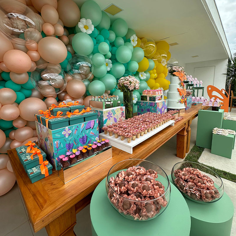 Decoração lúdica para festa infantil